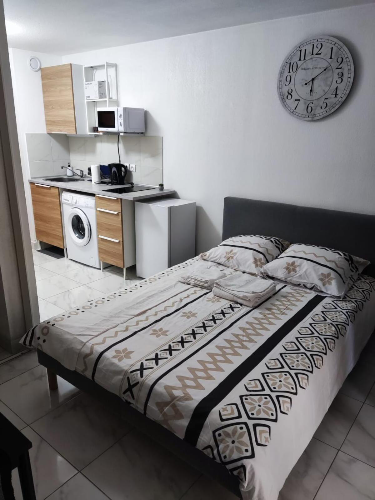 Studio Riqier Niza Habitación foto